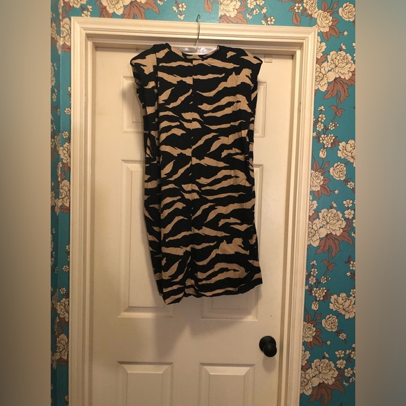 ASOS T-SHIRT DRESS - Picture 3 of 6